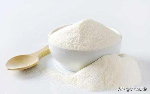 刚出生小狗喝奶粉(刚出生小狗喝奶粉拉稀)-警犬训练器材厂家 _警犬训练用品_工作犬训练用品-南京开久警犬装备