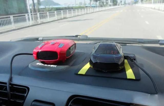 车上有必要装电子狗吗？车上能装电子狗吗-警犬训练器材厂家 _警犬训练用品_工作犬训练用品-南京开久警犬装备