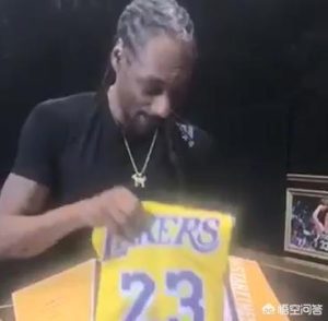 狗爷snoopdogg_狗爷snoop dogg自我介绍名字-警犬训练器材厂家 _警犬训练用品_工作犬训练用品-南京开久警犬装备