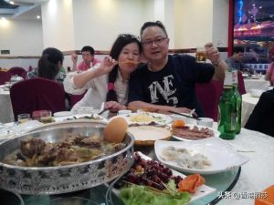 狗狗衣服尺寸比例对照表狗狗的衣食住行指南-警犬训练器材厂家 _警犬训练用品_工作犬训练用品-南京开久警犬装备