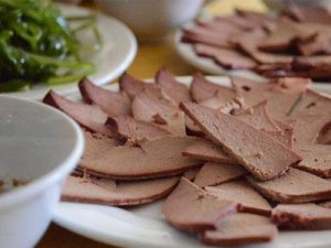 边境牧羊犬吃什么？边境牧羊犬多少钱-警犬训练器材厂家 _警犬训练用品_工作犬训练用品-南京开久警犬装备