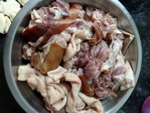 狗肉怎么做好吃(狗肉怎么炖好吃放什么调料)-警犬训练器材厂家 _警犬训练用品_工作犬训练用品-南京开久警犬装备